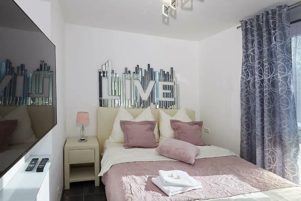 Twin Tower Apartments فيينا منزل للإقامة
